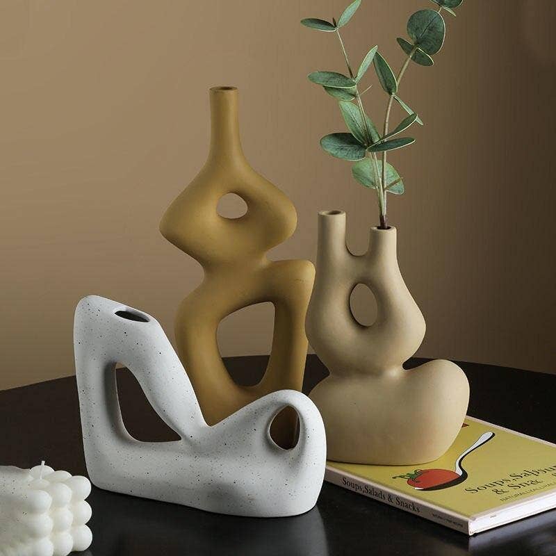 Vase Statue Ornaments Sculptures Nordic Modern Style White Ceramic Folding Pattern Simple Table Top Decoration Decor Vase Statue Ornaments Sculptures Nordic Modern Style White Ceramic Folding Pattern Simple Table Top Decoration Decor